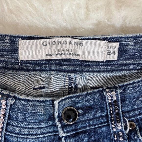 Giordano Woman's Drop Waist Boot Cut Jeans Sz 24 - Picture 5 of 7
